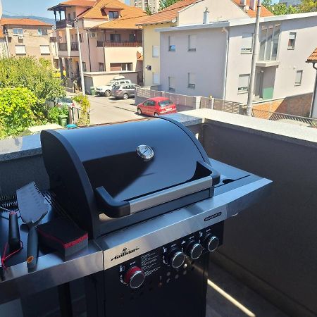 Modern 4-Star Luxury Apt - Wfh Ready, Free Parking Zagreb Bagian luar foto