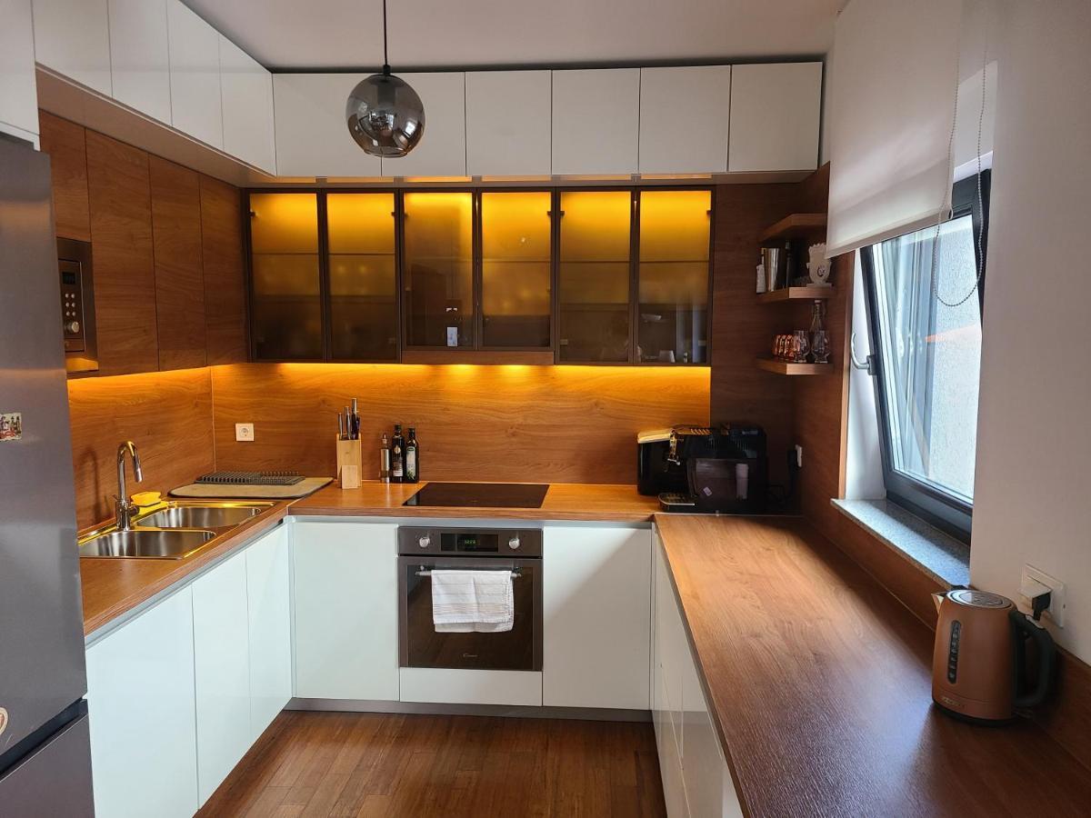 Modern 4-Star Luxury Apt - Wfh Ready, Free Parking Zagreb Bagian luar foto