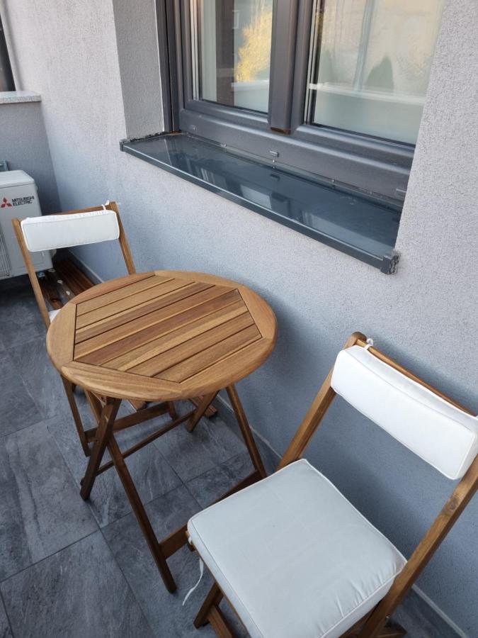 Modern 4-Star Luxury Apt - Wfh Ready, Free Parking Zagreb Bagian luar foto
